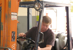 Fork lift truck